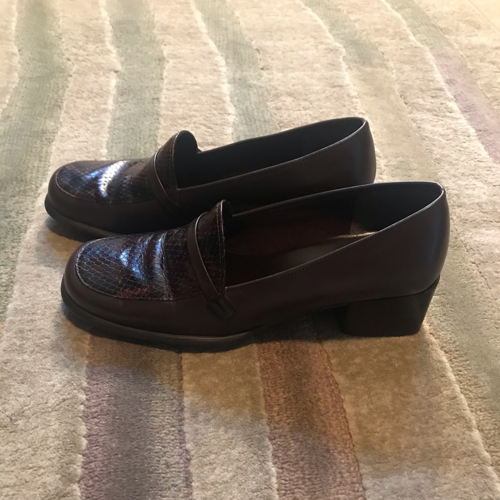 Bandolino Vintage 90s Brown Leather Loafers-Size 8